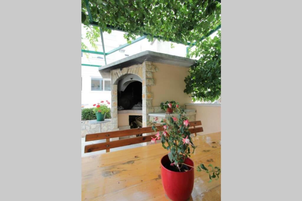 Cosey Studio Apartment For 2 Free Private Parking Makarska Exterior foto